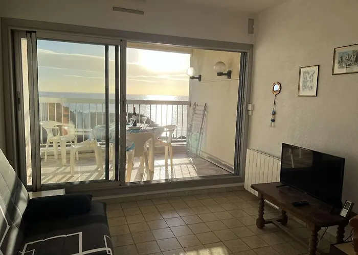 3p, Parking, Calme, Lave-linge, Lave-vaisselle, Animaux Admis - Fr-1-702-35 Appartement *